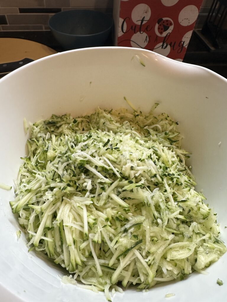 シュレッドズッキーニ
